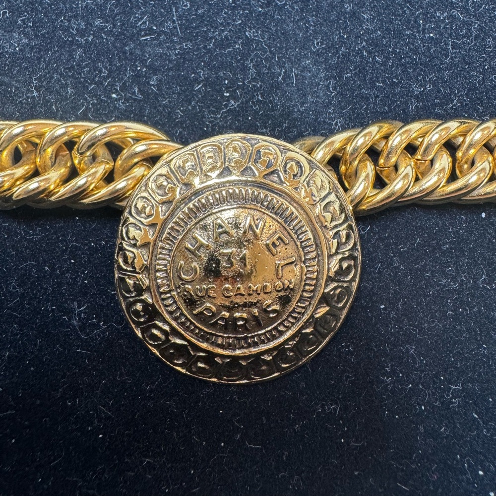 CHANEL vintage choker - Picture 5 of 9